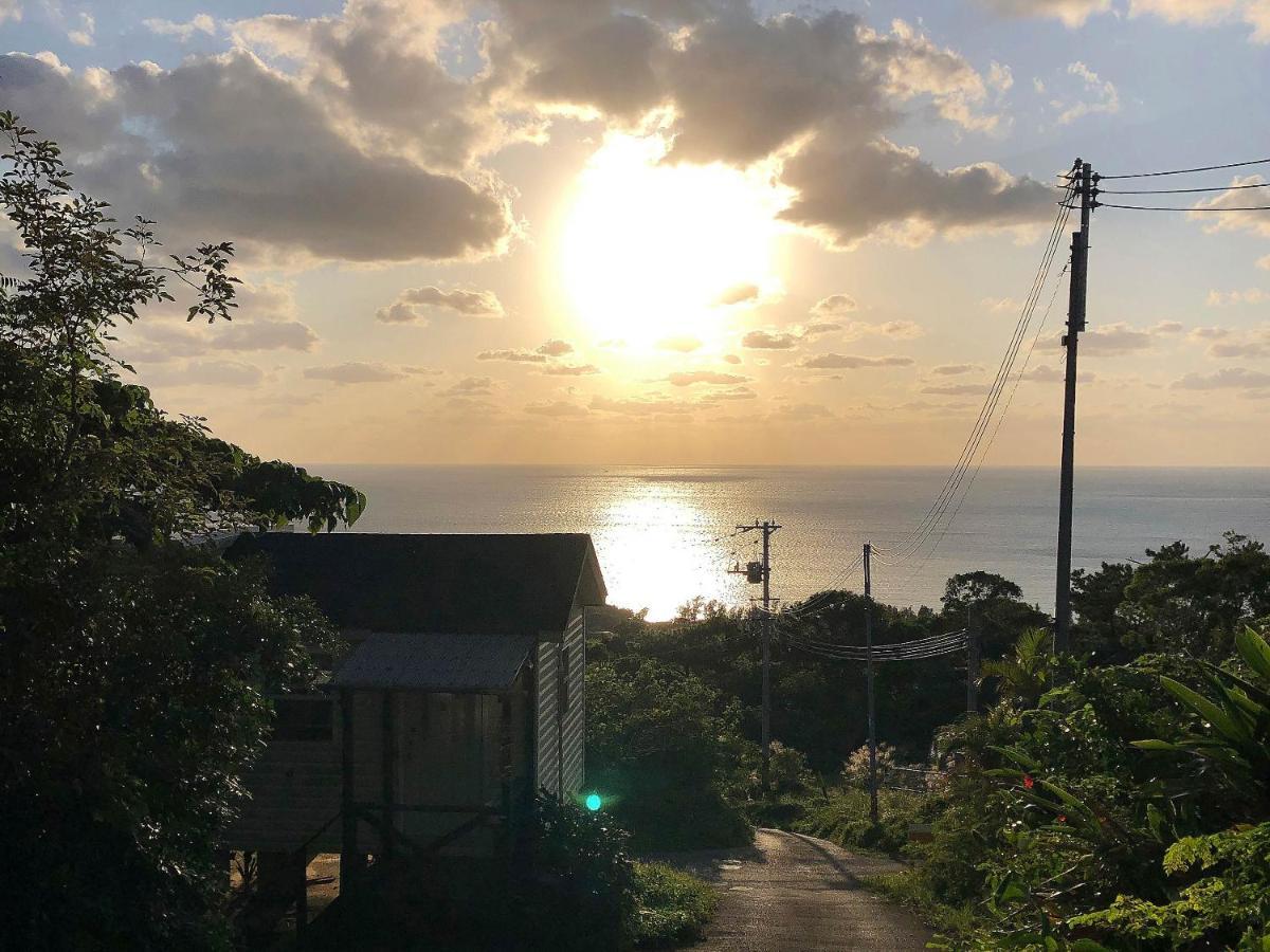 Panorama Ocean View Cottage Motobu Exterior photo