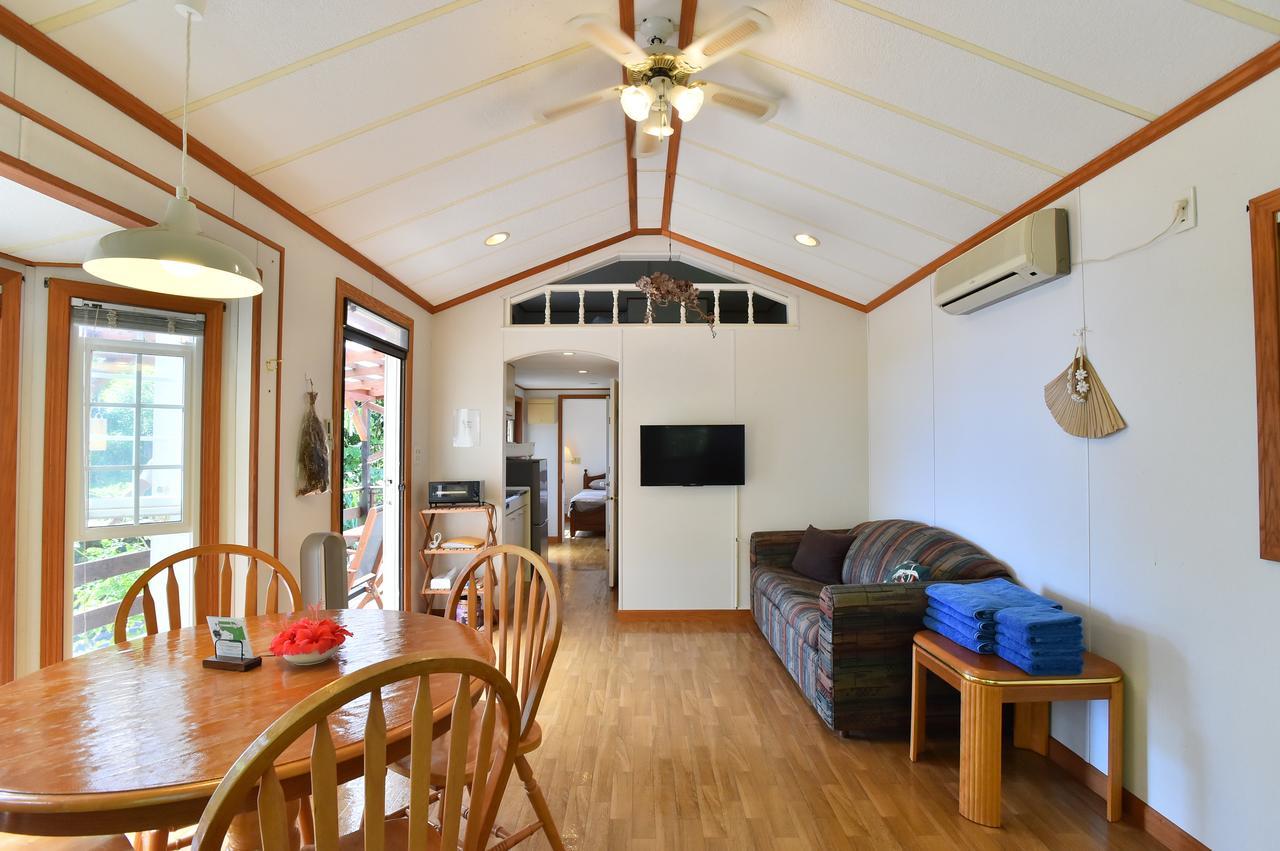 Panorama Ocean View Cottage Motobu Exterior photo