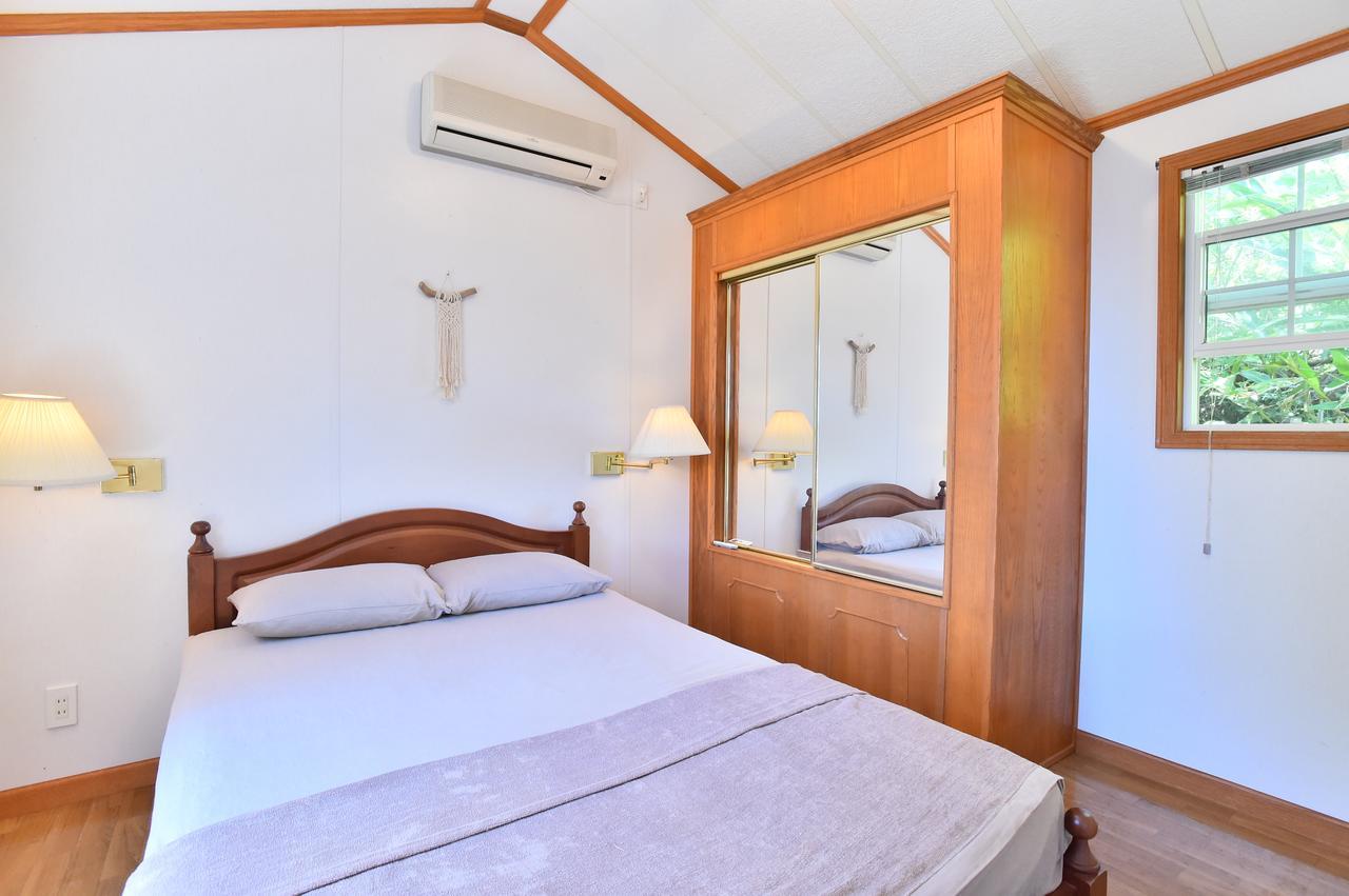 Panorama Ocean View Cottage Motobu Exterior photo