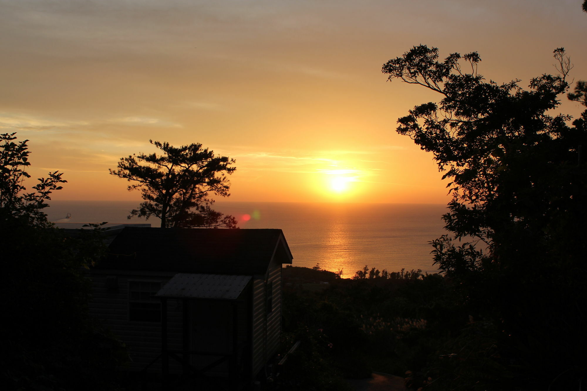 Panorama Ocean View Cottage Motobu Exterior photo